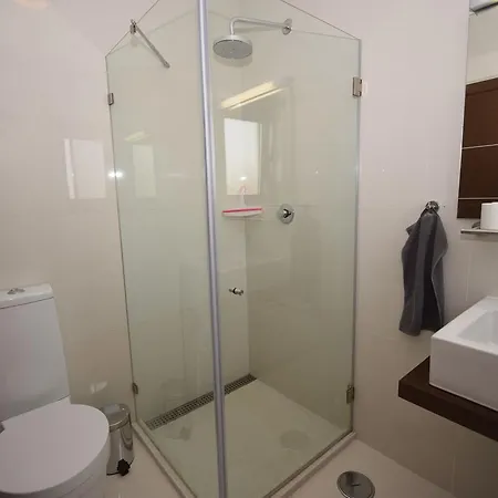 Modern With Private Pool Just 400m From The Sea Вилла Лориньян