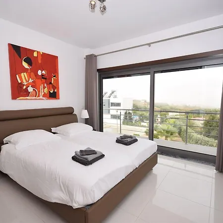 Modern With Private Pool Just 400m From The Sea Вилла *