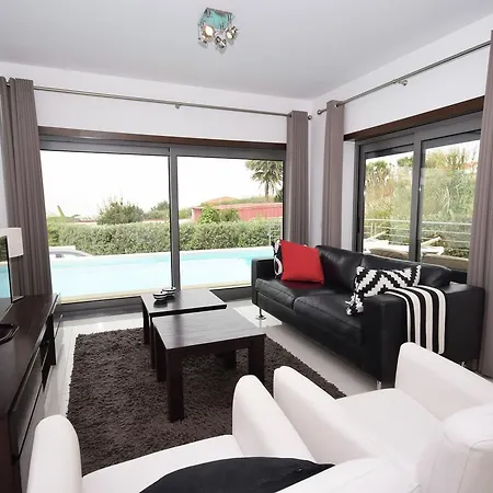 Вилла Modern With Private Pool Just 400m From The Sea Лориньян