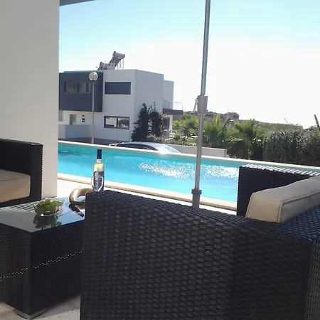 Modern With Private Pool Just 400m From The Sea * Лориньян